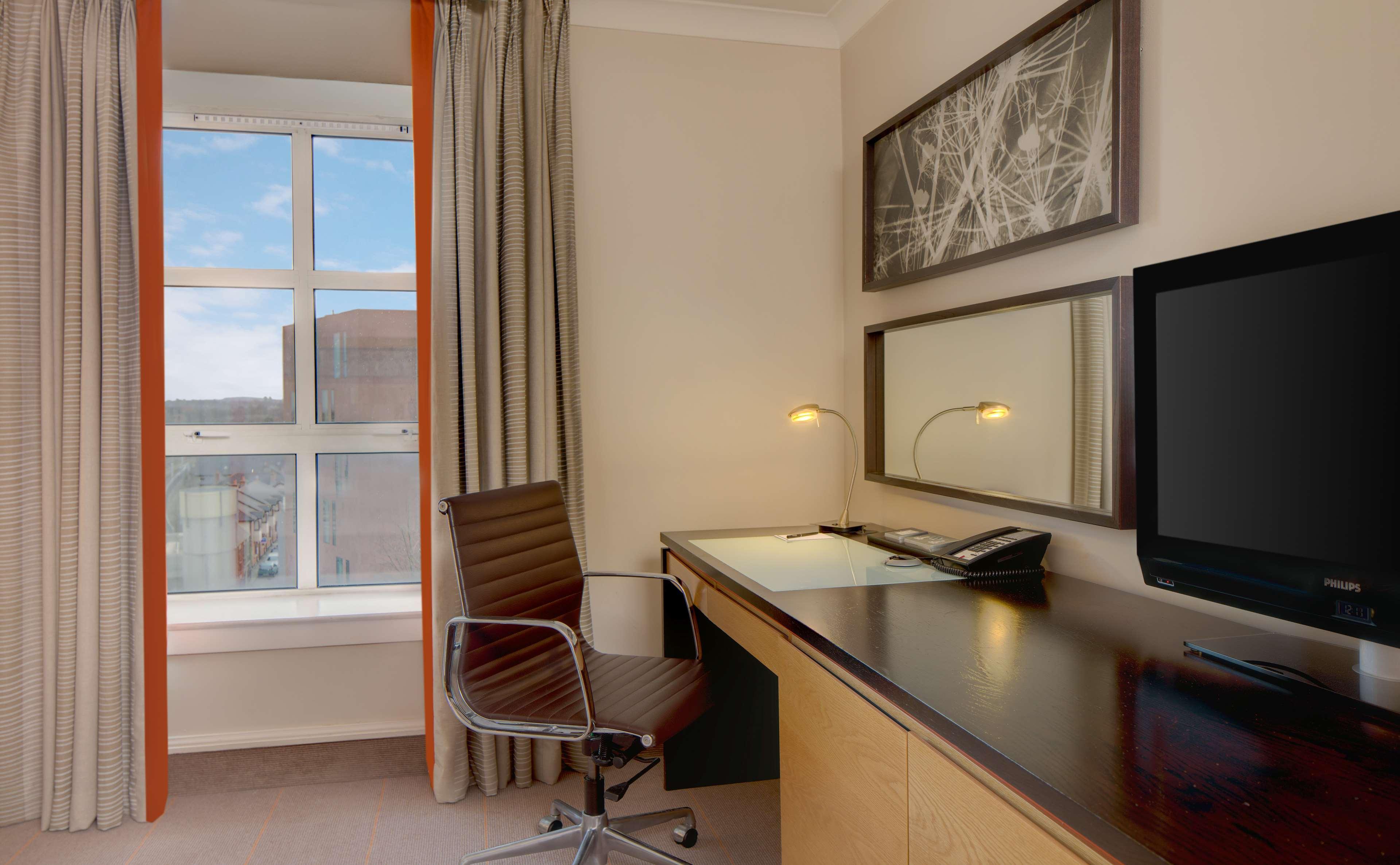 Hilton Dublin Hotel Exterior photo