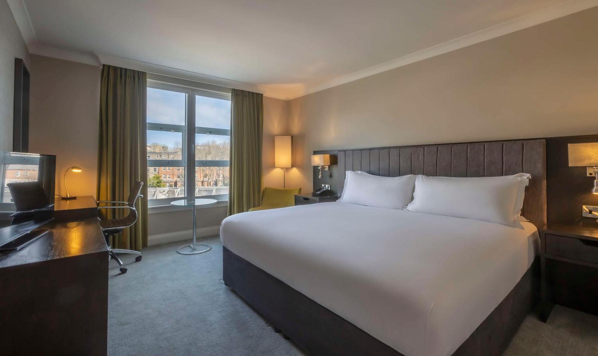 Hilton Dublin Hotel Exterior photo