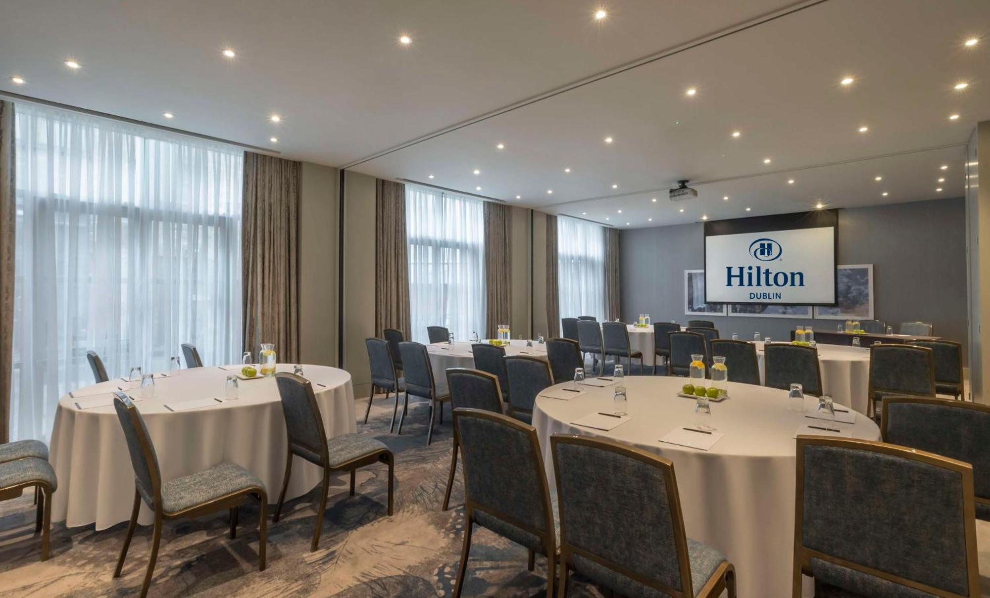 Hilton Dublin Hotel Exterior photo