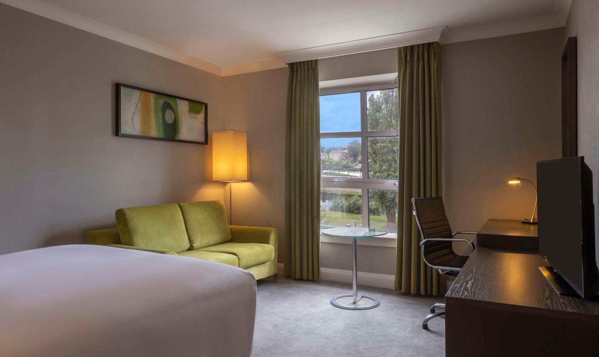 Hilton Dublin Hotel Exterior photo