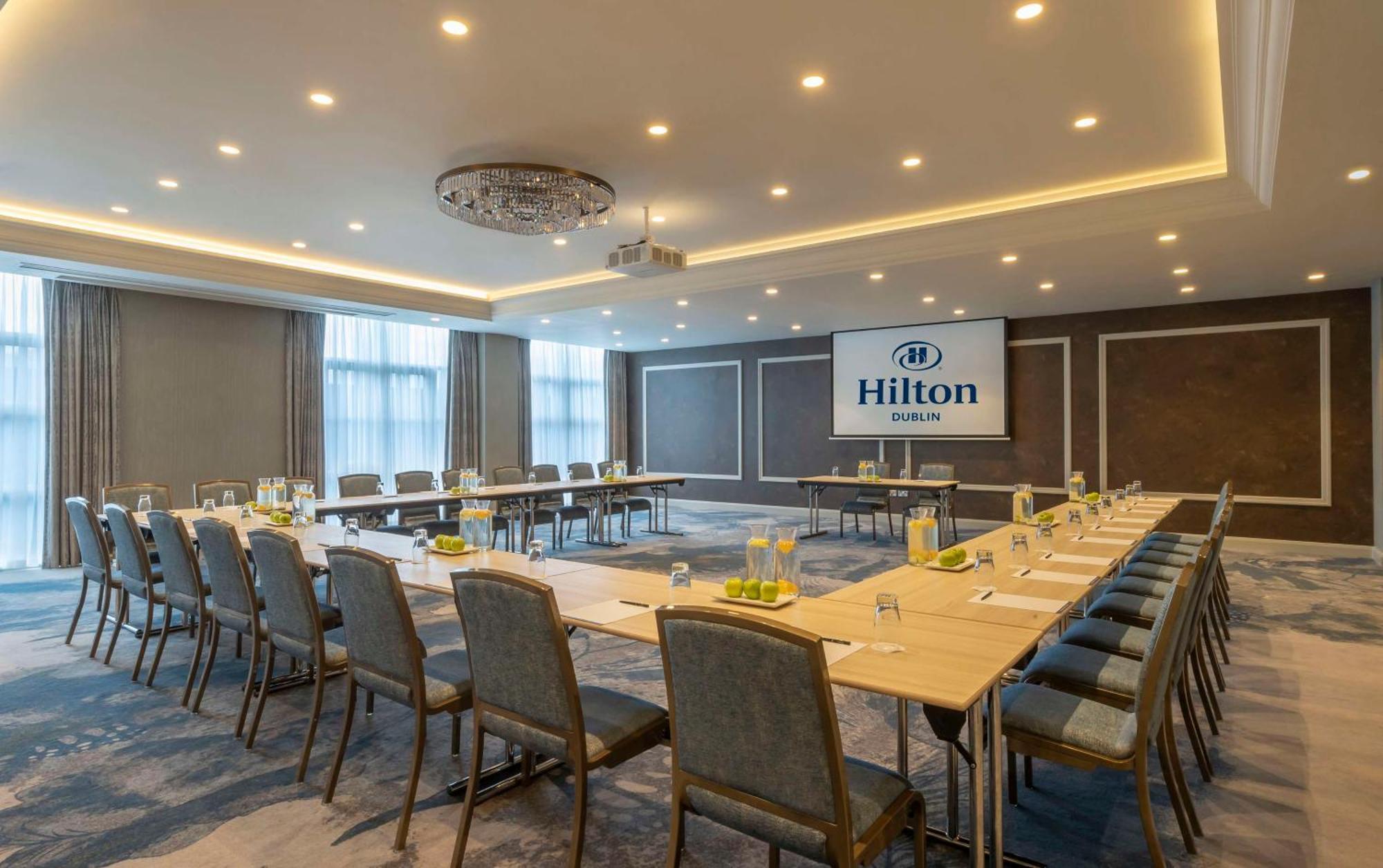 Hilton Dublin Hotel Exterior photo